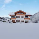 Partnachklamm Апартаменти *